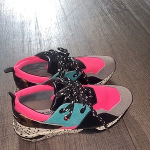 Steve Madden Sneakers